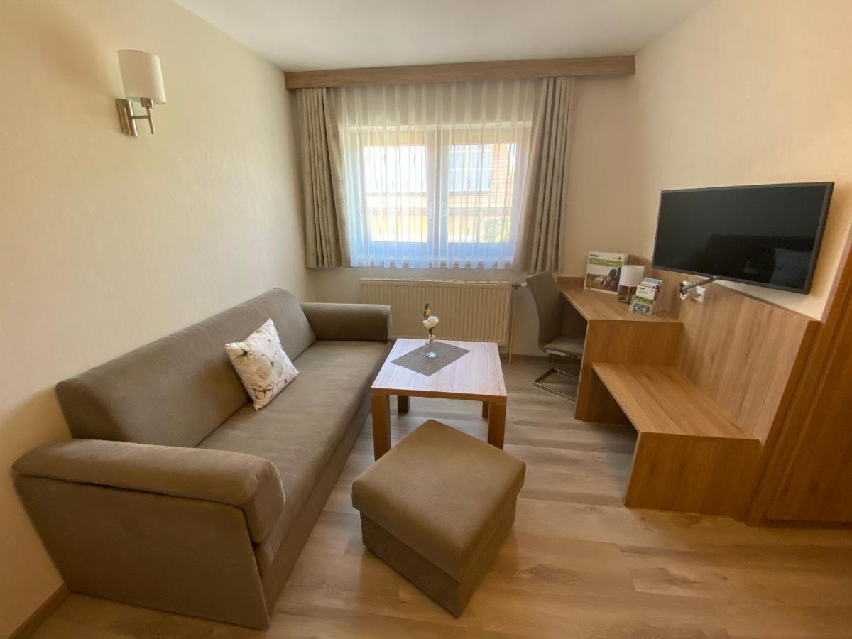 Privatzimmer Und Ferienwohnungen Leeb Persenbeug Luaran gambar