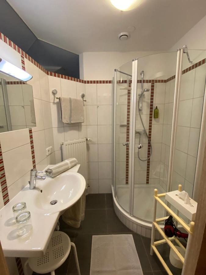 Privatzimmer Und Ferienwohnungen Leeb Persenbeug Luaran gambar