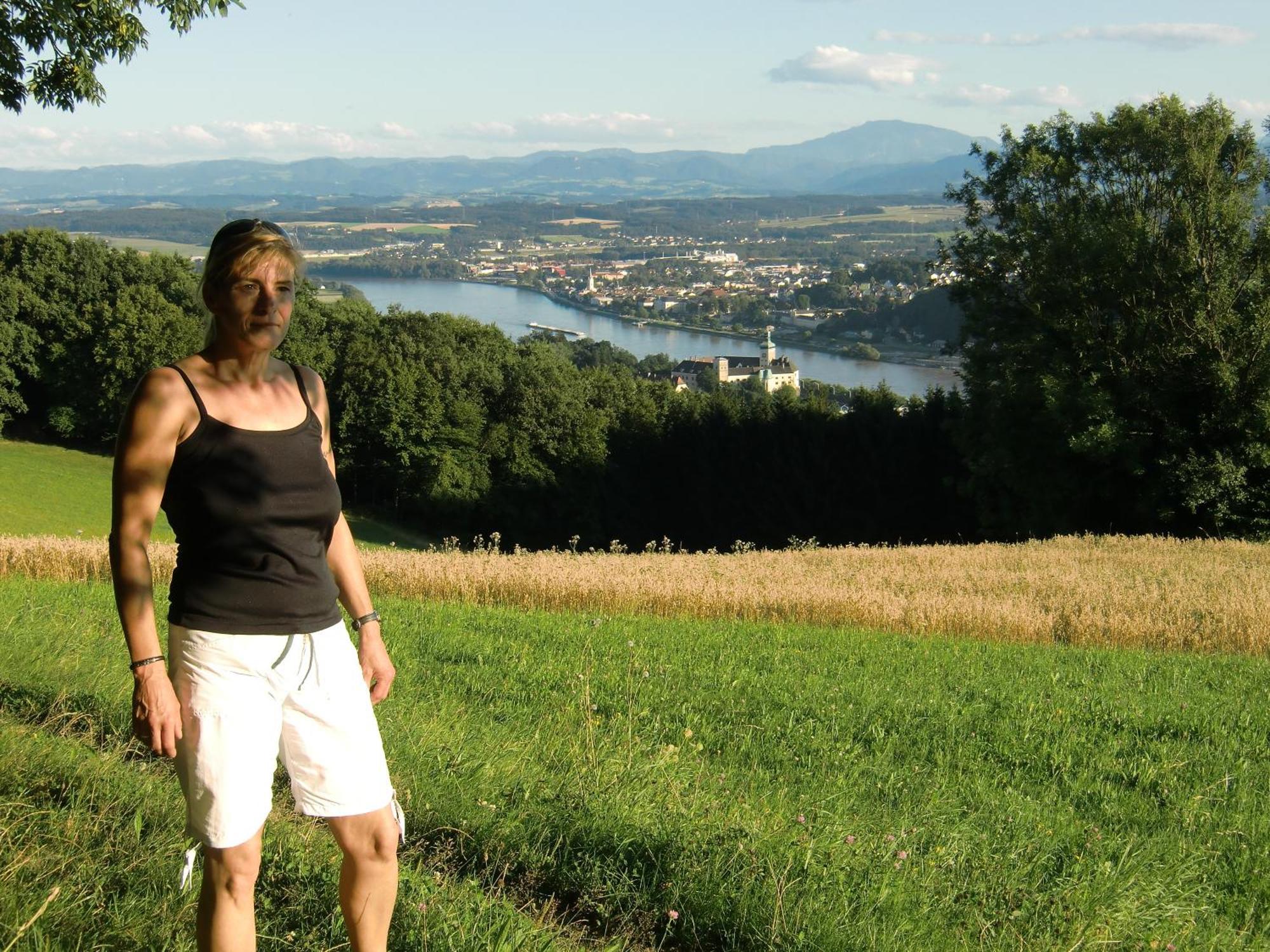 Privatzimmer Und Ferienwohnungen Leeb Persenbeug Luaran gambar