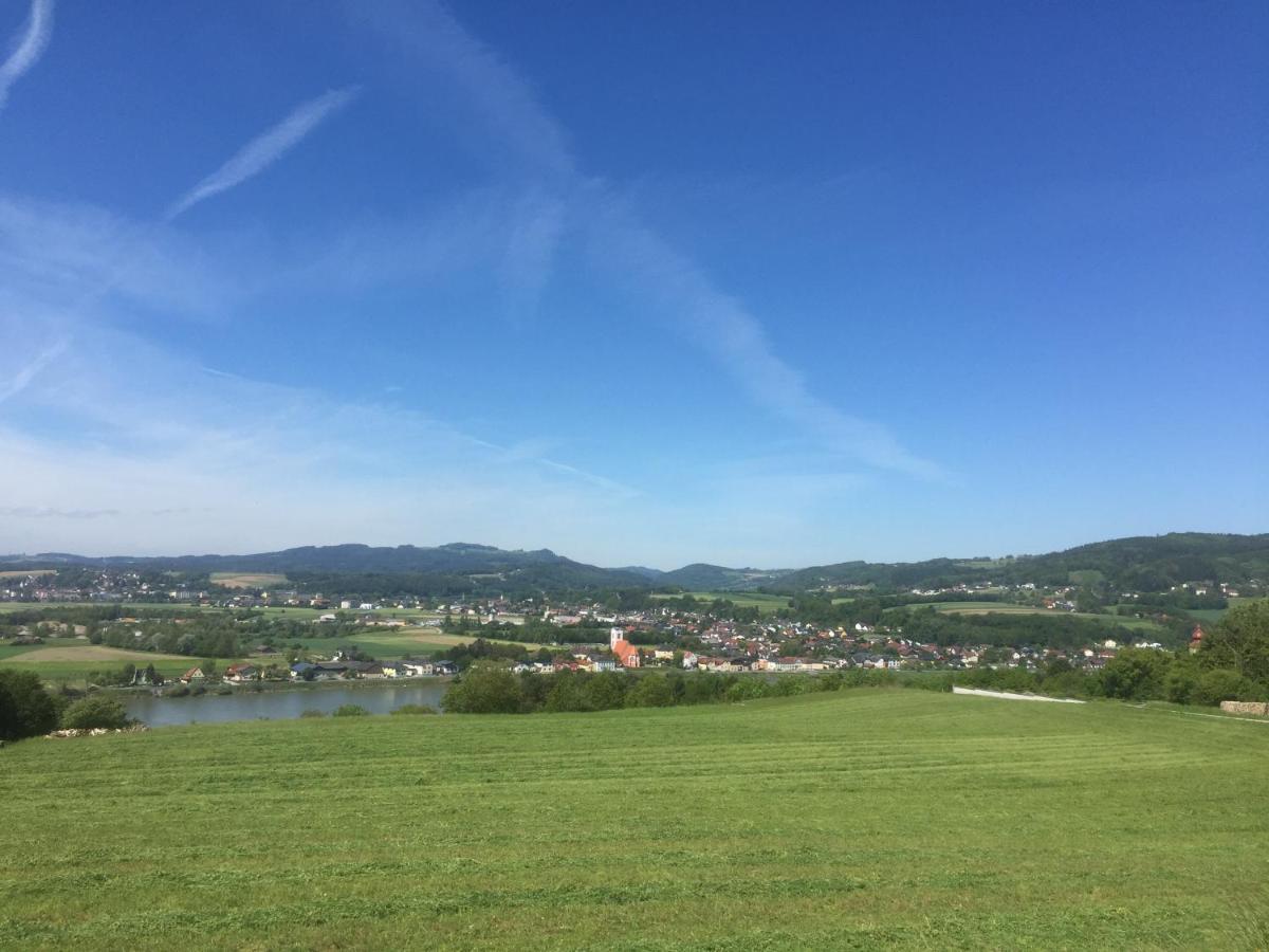 Privatzimmer Und Ferienwohnungen Leeb Persenbeug Luaran gambar